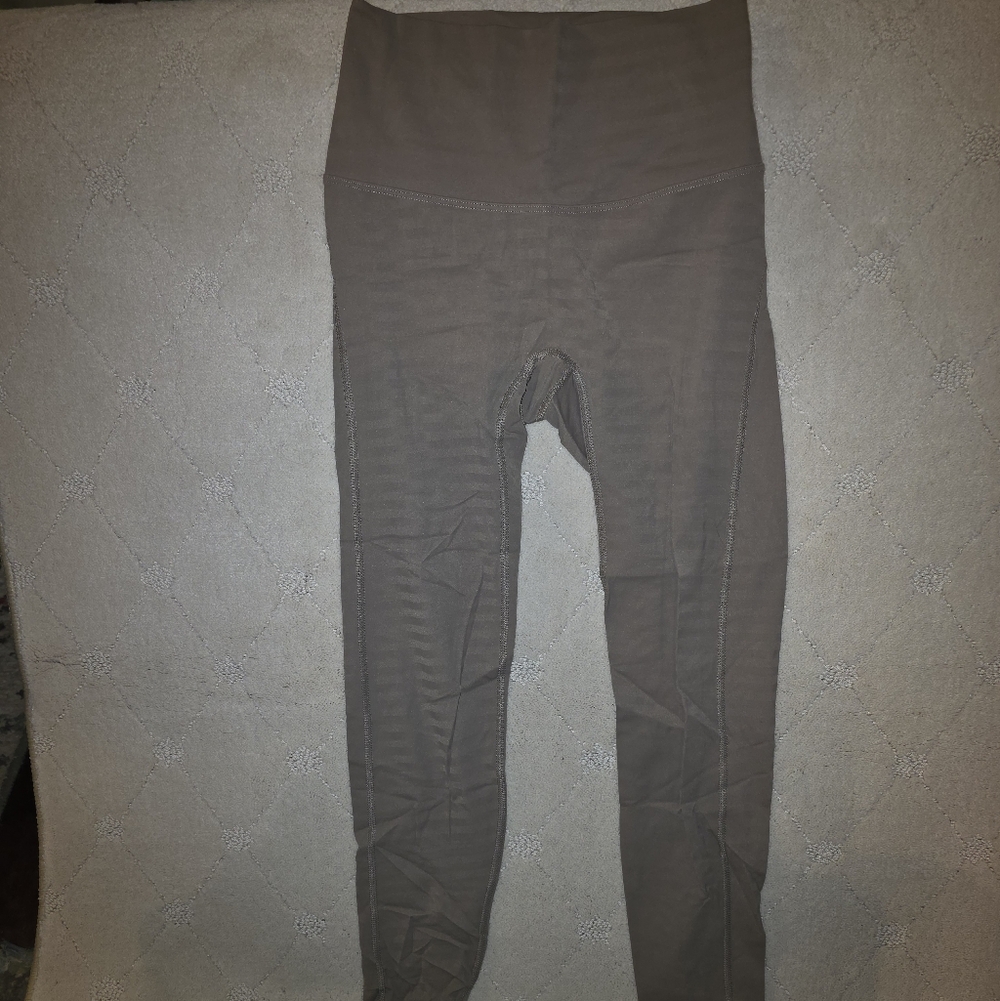 Brown High-Waisted Leggings